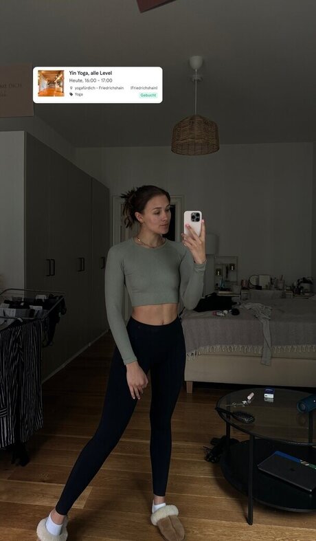 曲線美のクーガーOnlyFans 限定 画像