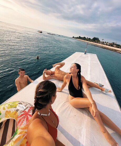 マイクロTバックOnlyFans セックス 写真