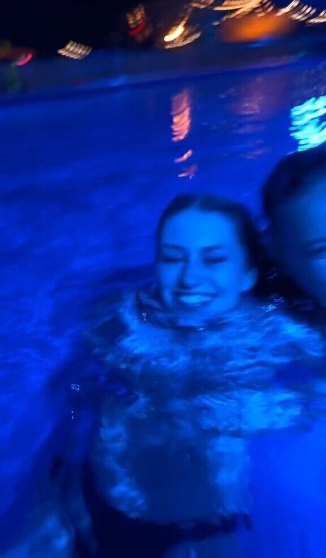 Yana Clare ヌードモデル 画像