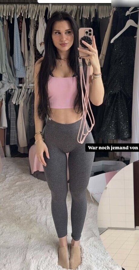 ティーントランスオンリーファン えろ 画像