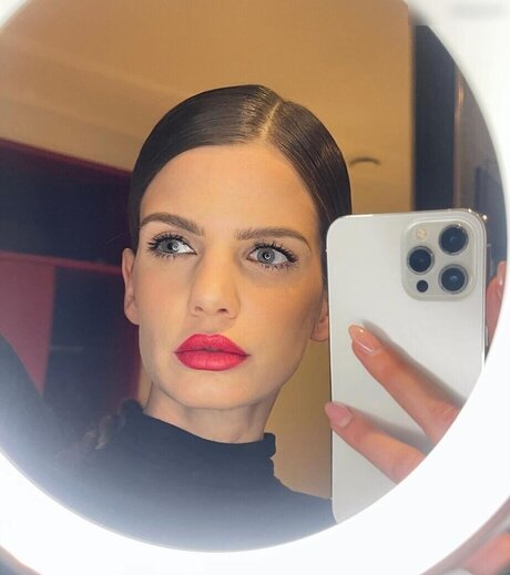 Simone Sevignani ポルノスター エロティック 写真