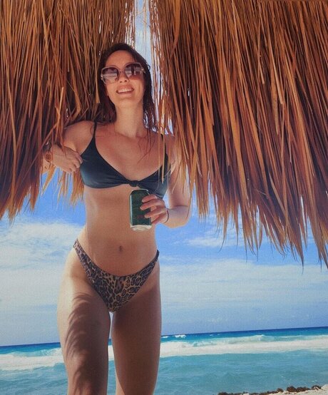 曲線美のランジェリーOnlyFans 無料セクシー ギャラリー