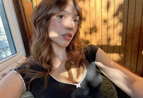 クーガーオンリーファンズ ポルノグラフィック ギャラリー