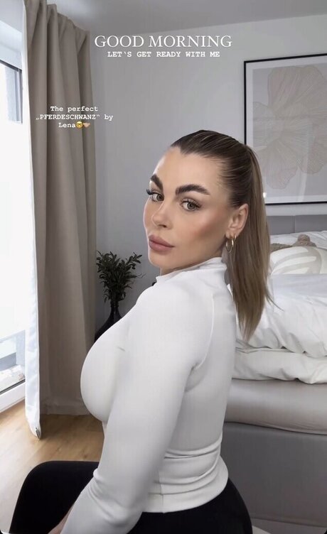 アジア人のティーンの足 オンリーファンズ アートポルノ 写真