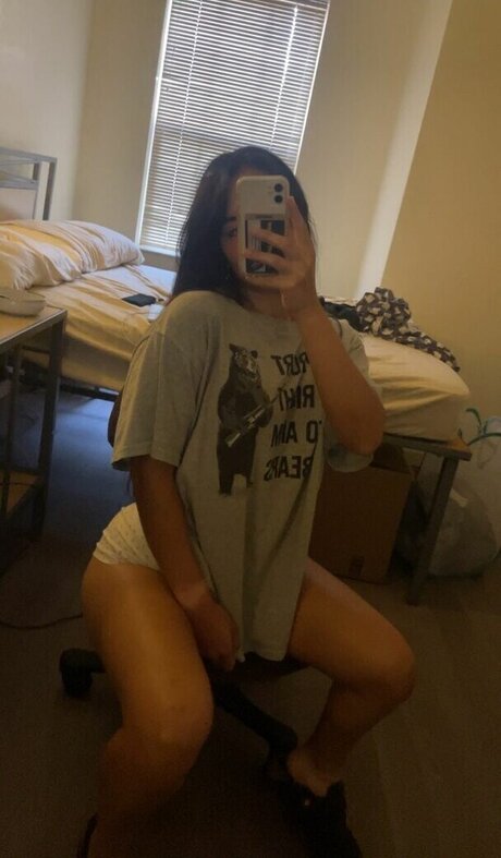 熟女乱交OnlyFans ポルノグラフィック 画像