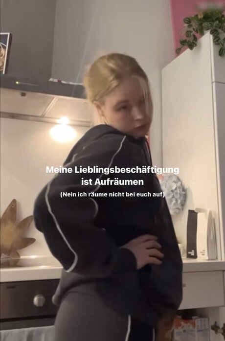 巨乳ブルネットオンリーファンズ ホットセックス ギャラリー