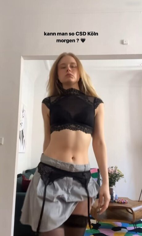 ロールプレイオンリーファン 美しいヌード 写真