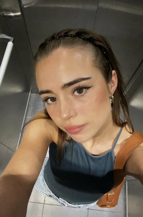 eastahh セクシーなスター 写真