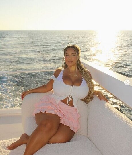 Katelyn Sade セックスモデル 画像