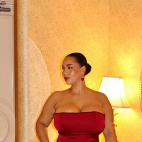 Katelyn Sade ポルノスター 写真