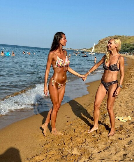 フェラチオ アジア人 OnlyFans 無料エロ 画像