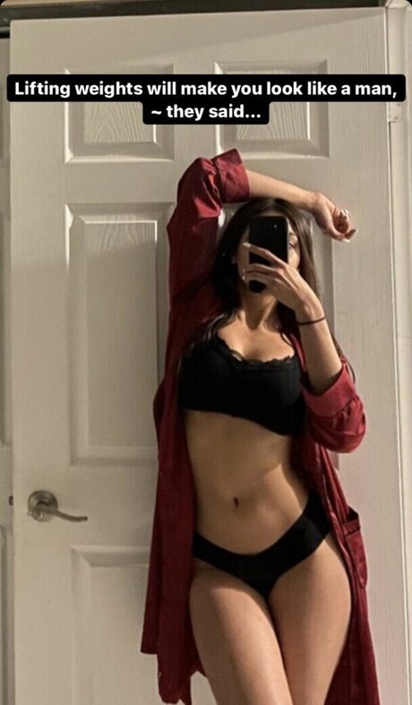 Yesha Sagar ポルノスター 画像