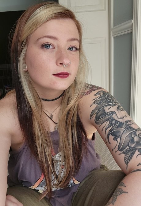 妊娠中のアジア人オンリーファンズ xxx ギャラリー