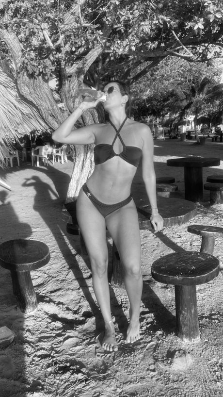 Jenny Neira ポルノスター ベスト 写真