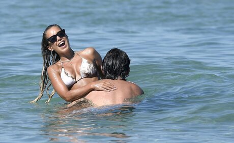 アジア人のティーンの足 オンリーファンズ ベスト 写真