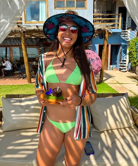 濡れたパンティーOnlyFans ホット裸 写真