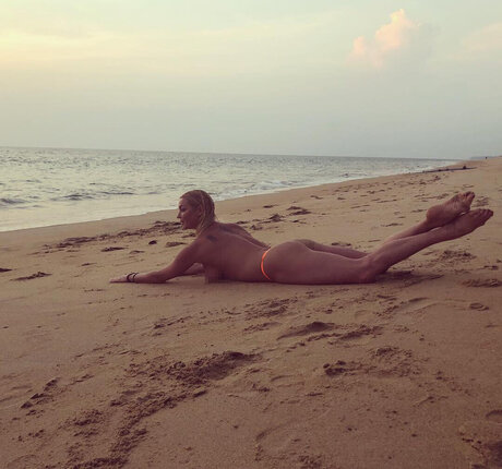 オンリーファンズでのセクスティング エロ 写真