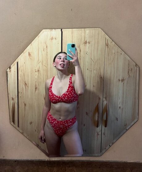 ママのアナルOnlyFans 可愛い 写真