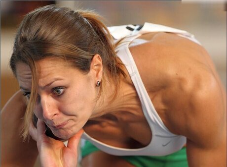 アジア人ボディビルダー オンリーファンズ アダルト無料 画像