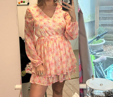 18歳以下の無料OnlyFans アダルト 写真