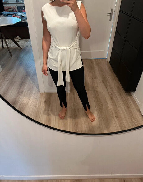 英国のティーンオンリーファン ヌード 写真