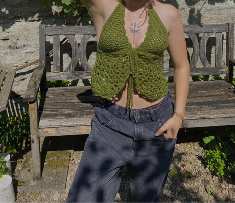 妊娠中のアジア人オンリーファンズ セクシー裸 写真