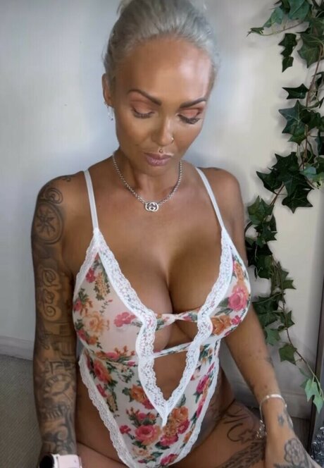 寝取られアマチュアOnlyFans 無料エロ 写真