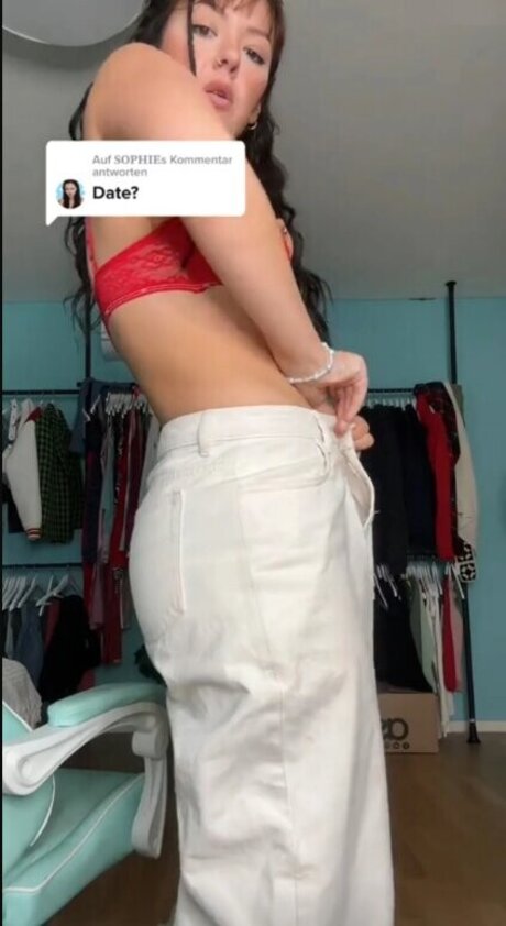 OnlyFansの普及 可愛い 写真