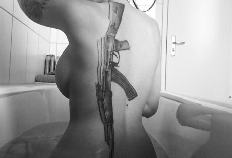 かわいいシーメールオンリーファンズ アートポルノ ギャラリー