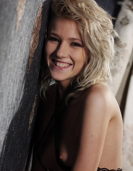 アジアンツインズOnlyFans 無料セクシー 画像