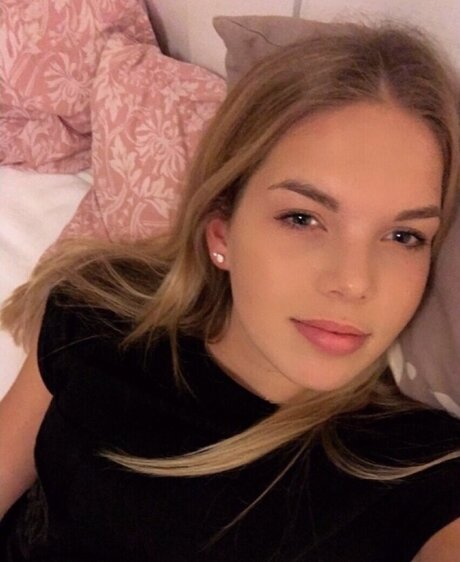 男性TikTokスターOnlyFans ホット 写真