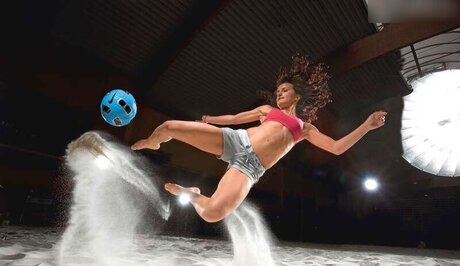 巨乳で曲線美のOnlyFans セクシー裸 ギャラリー