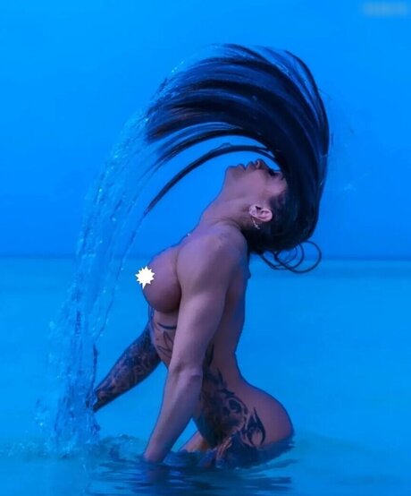 手コキ 主観視点 オンリーファンズ 美しい裸 写真