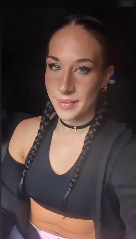 ヘンタイオンリーファンズ アダルト無料 画像