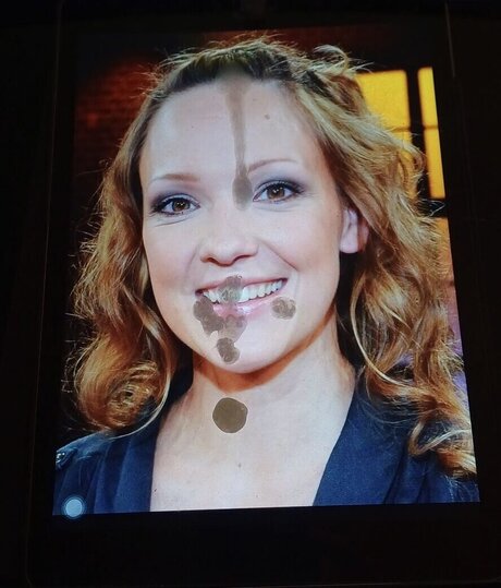 Cum Tributes セクシーなポルノスター 写真