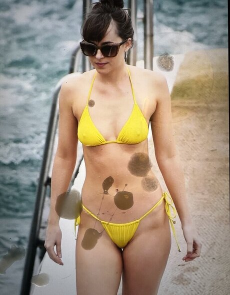 Cum Tributes XXXモデル 写真