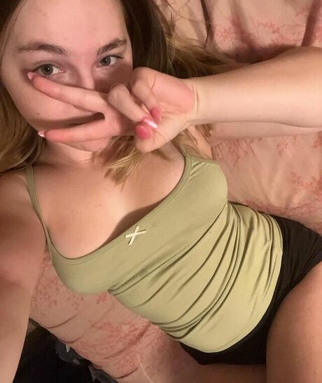 Itzgracierobbins ポルノスター エロティック ギャラリー