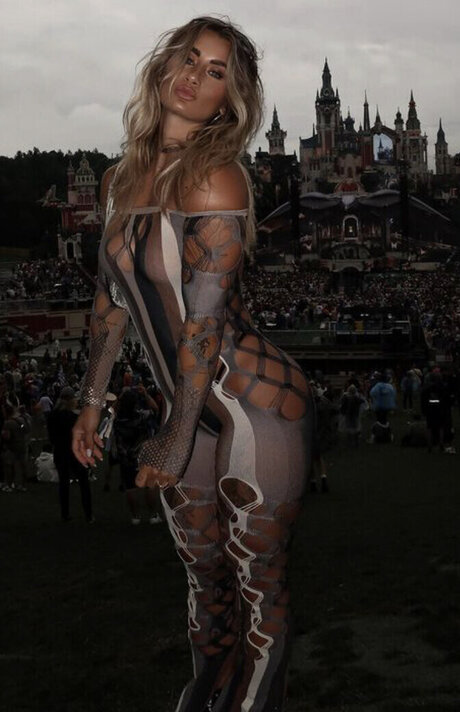 Lenaajoy セックススター 写真