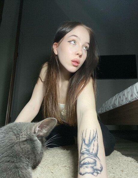 巨乳で曲線美のOnlyFans 無料セクシー 写真