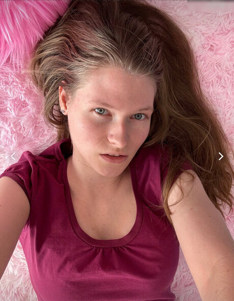 オンリーファンズでのセクスティング 美しいヌード 画像