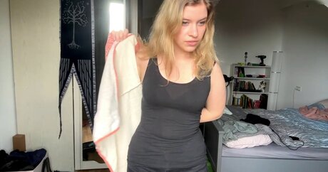 FormulaLena ヌード女優 ギャラリー