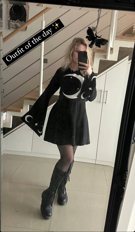 FormulaLena ホットなモデル 画像