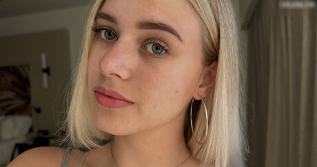 アジアンツインズOnlyFans ホット裸 写真