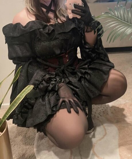 ぽっちゃり 主観視点 OnlyFans ヌード 写真