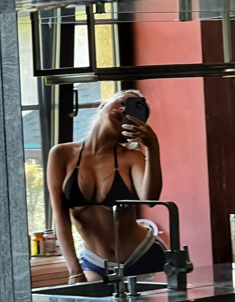 アナルトランスOnlyFans えろ 写真