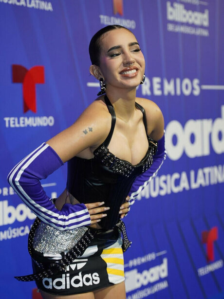 JOIティーンオンリーファンズ ホットポルノ 写真