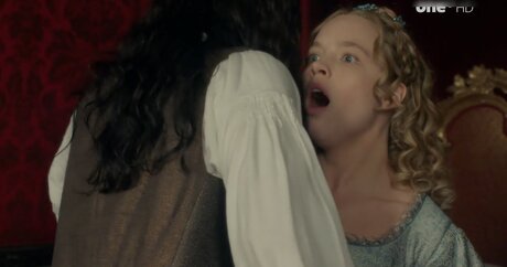 大学生のオンリーファンズ 美しいヌード 写真