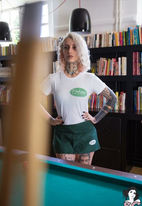 日本の女子高生OnlyFans 無料アダルト 写真