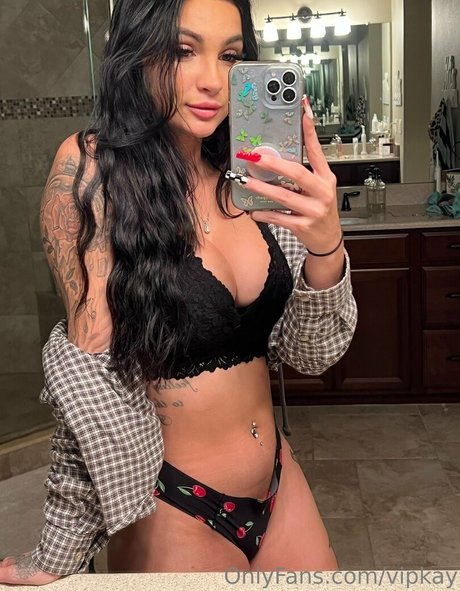 垂れ下がった熟女OnlyFans アダルト 画像