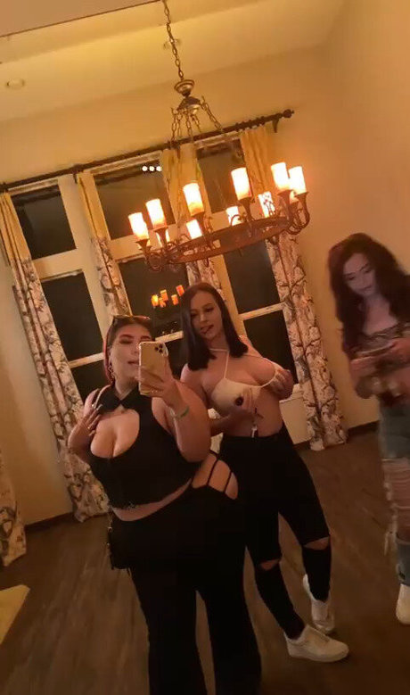 太った足のOnlyFans 無料セックス 写真